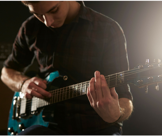 Shh How To Remove String Noise While Fingertapping Guitar